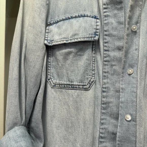 Aritzia Denim Forum Denim Shirt Jacket Shacket - Picture 3 of 5